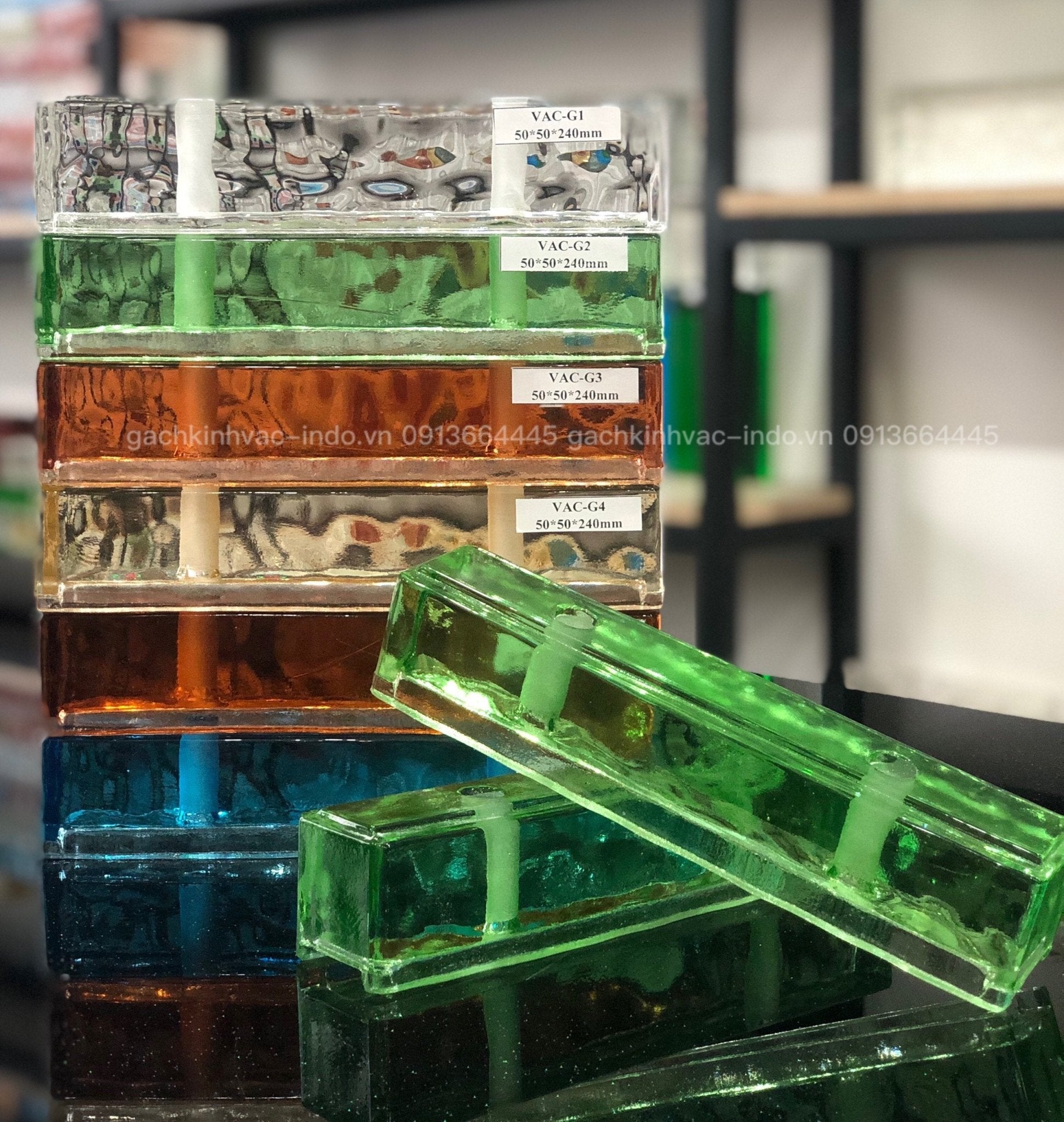 GẠCH KÍNH KHỐI ĐẶC LỖ G2 - Daisan Store