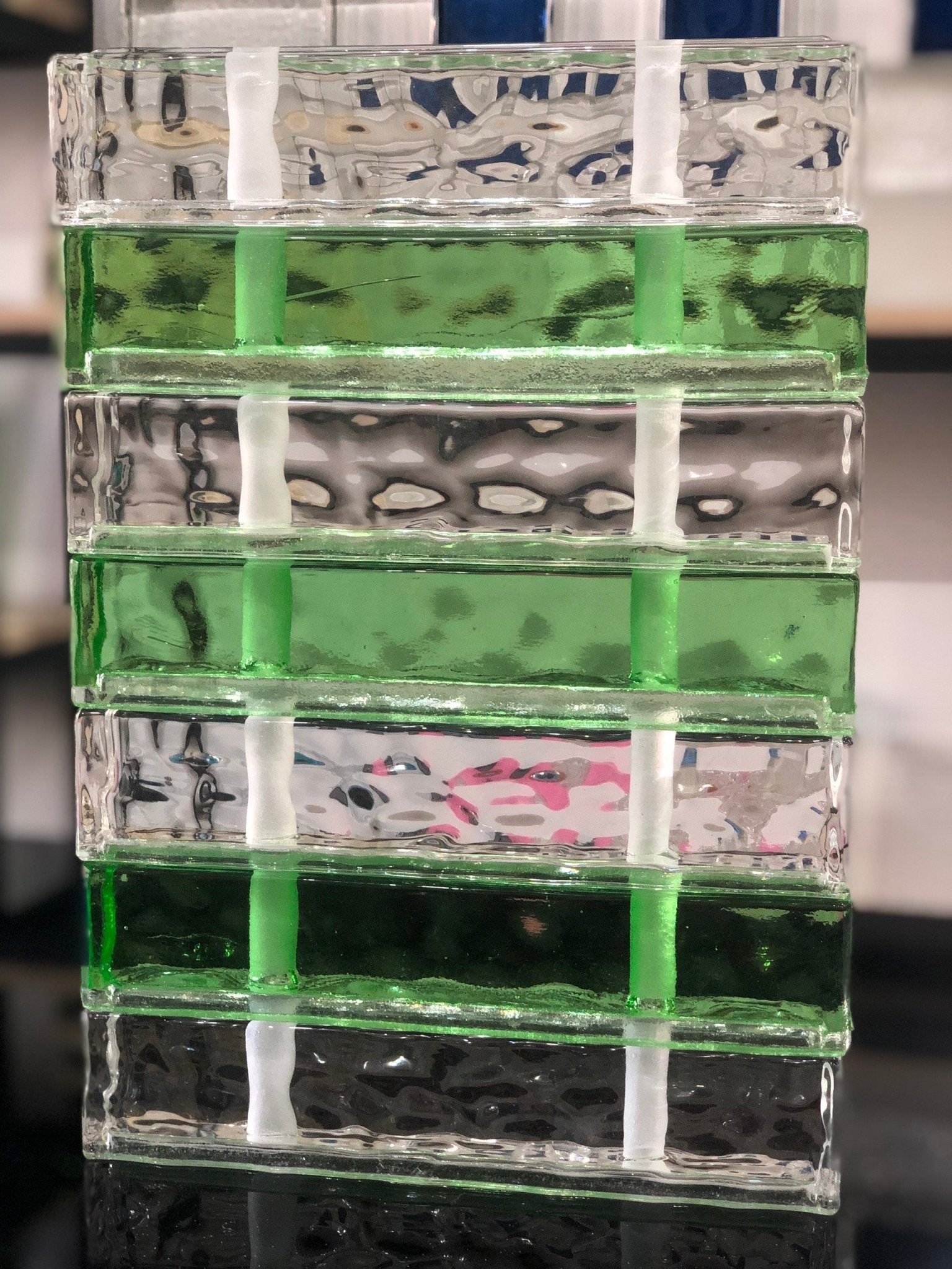 GẠCH KÍNH KHỐI ĐẶC LỖ G2 - Daisan Store