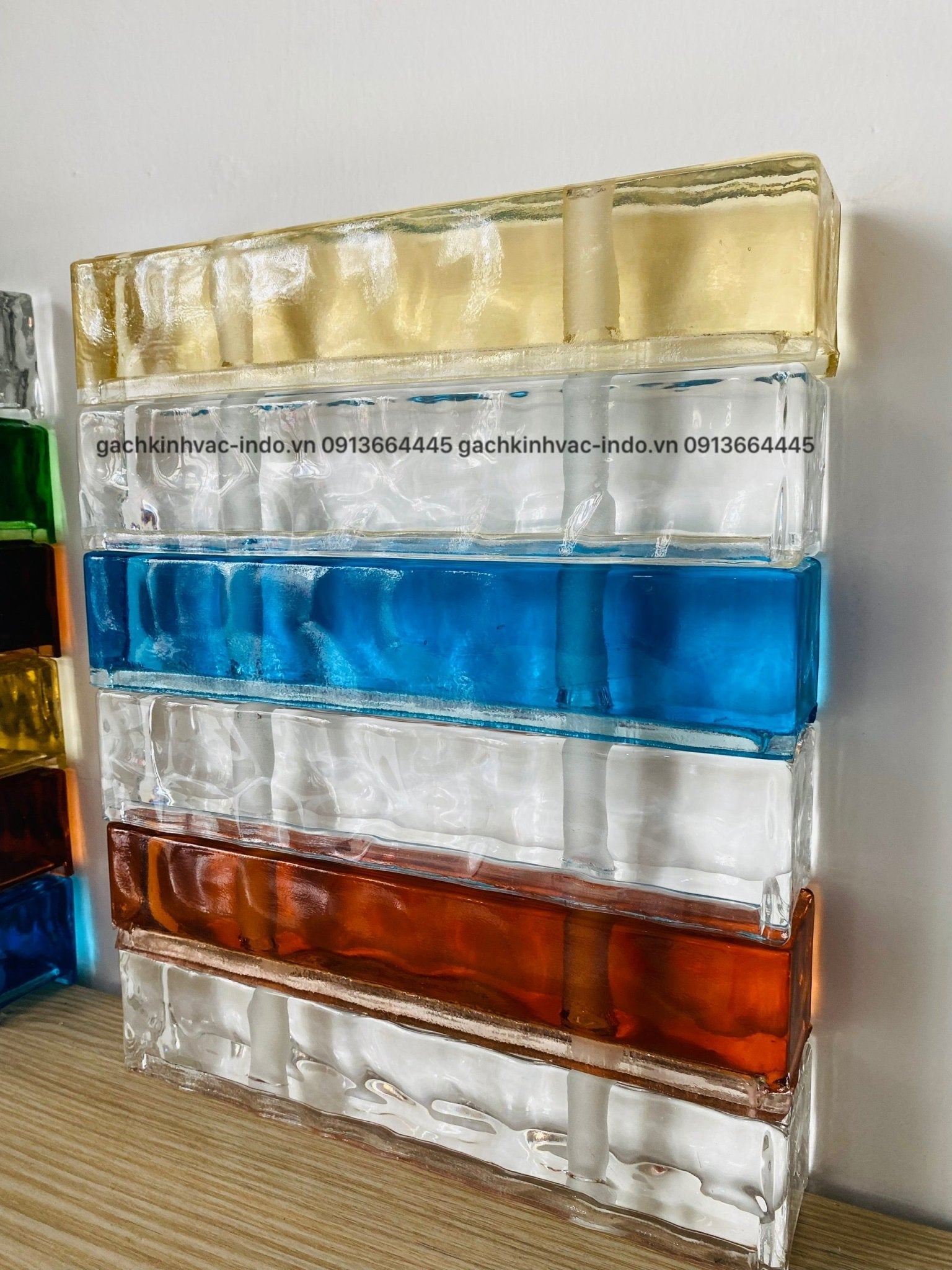 GẠCH KÍNH KHỐI ĐẶC LỖ G4 - Daisan Store