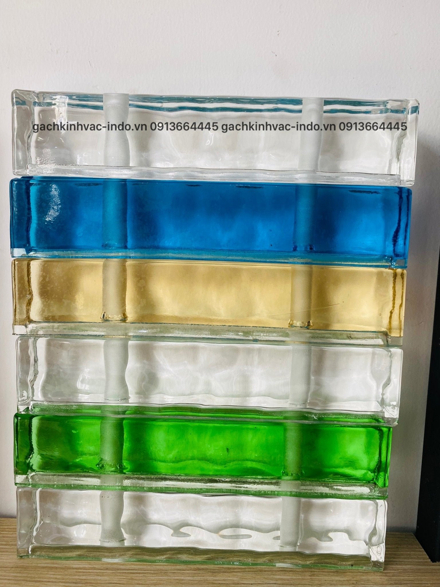 GẠCH KÍNH KHỐI ĐẶC LỖ G4 - Daisan Store