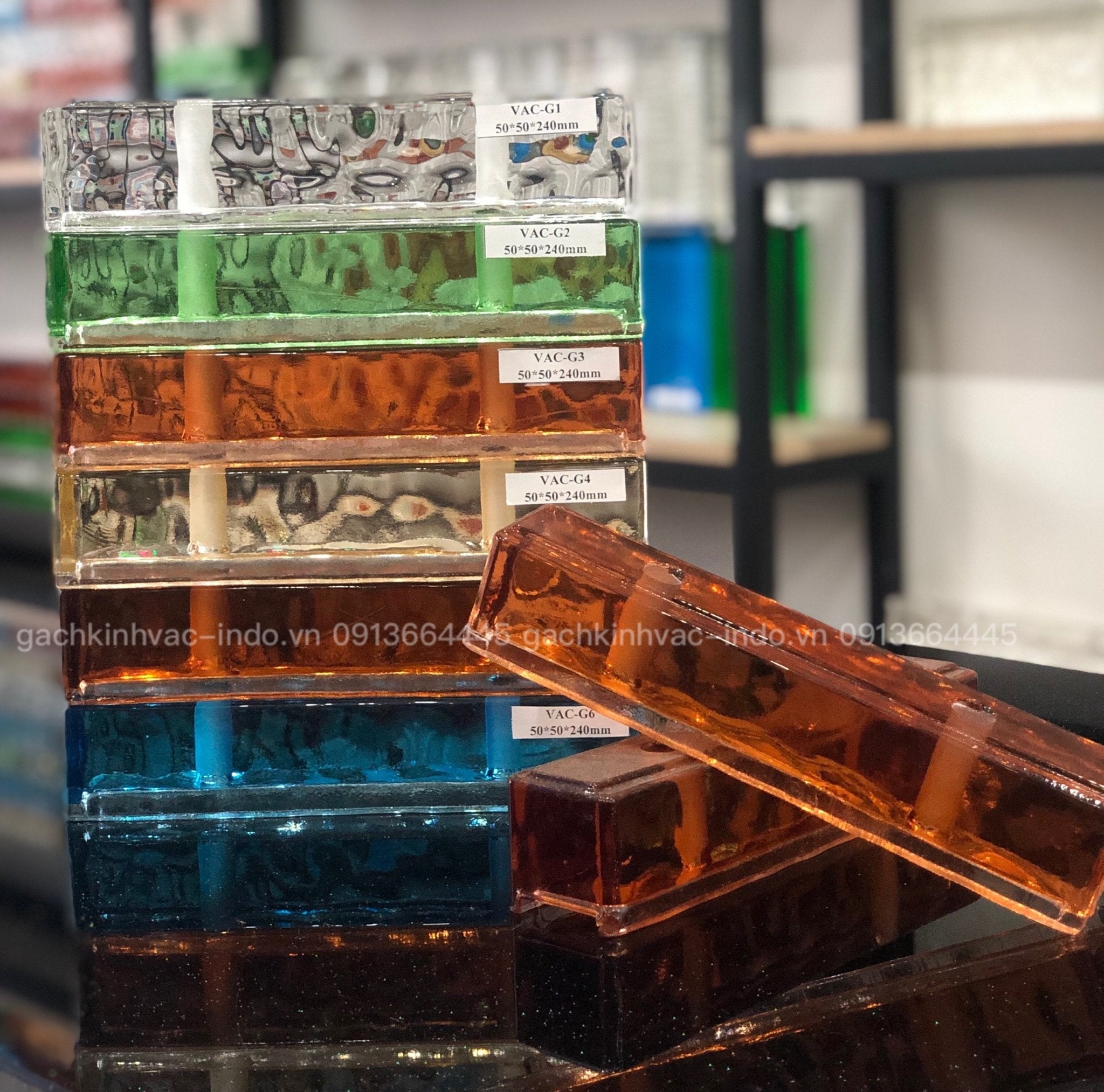 GẠCH KÍNH KHỐI ĐẶC LỖ G5 - Daisan Store