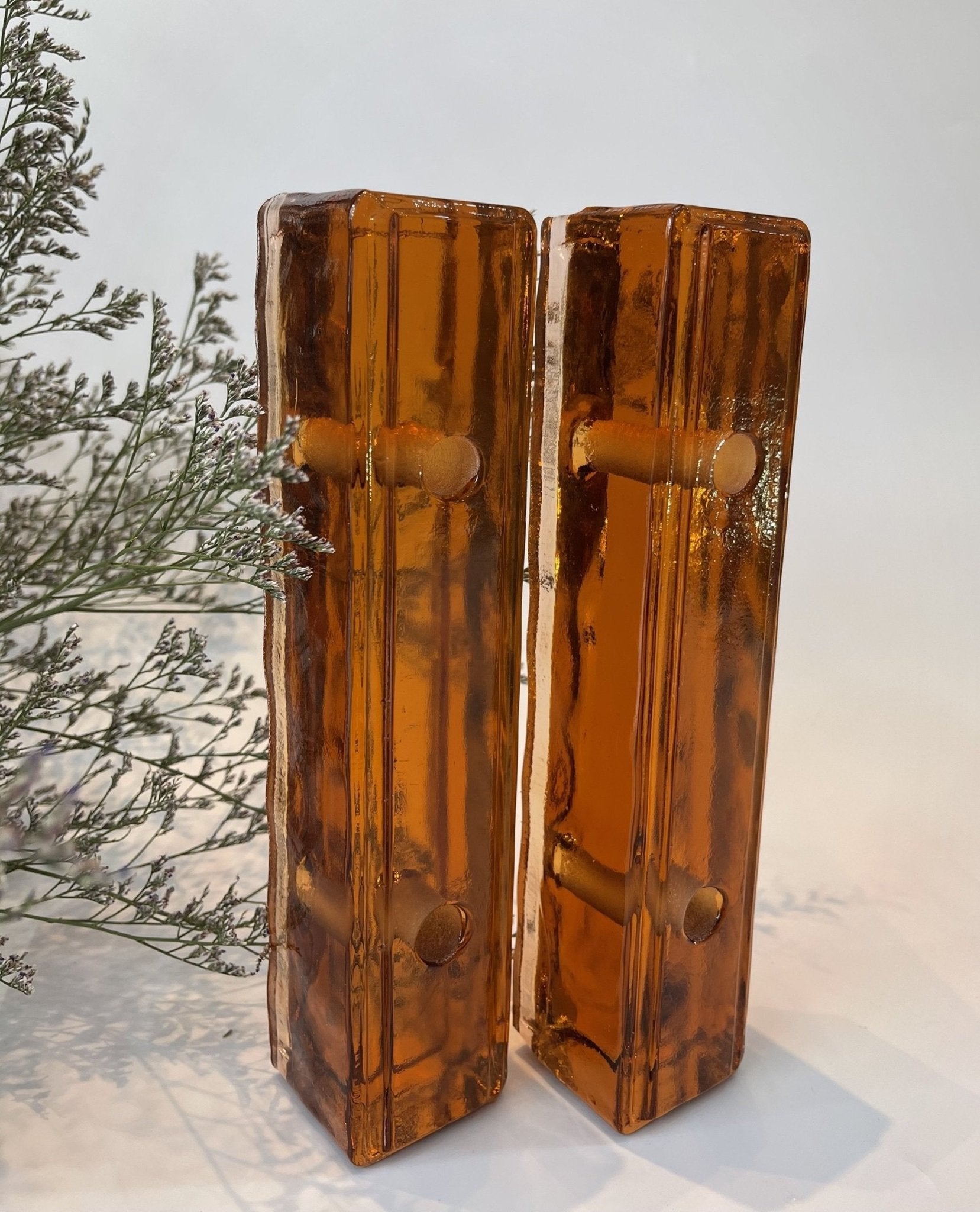 GẠCH KÍNH KHỐI ĐẶC LỖ G5 - Daisan Store