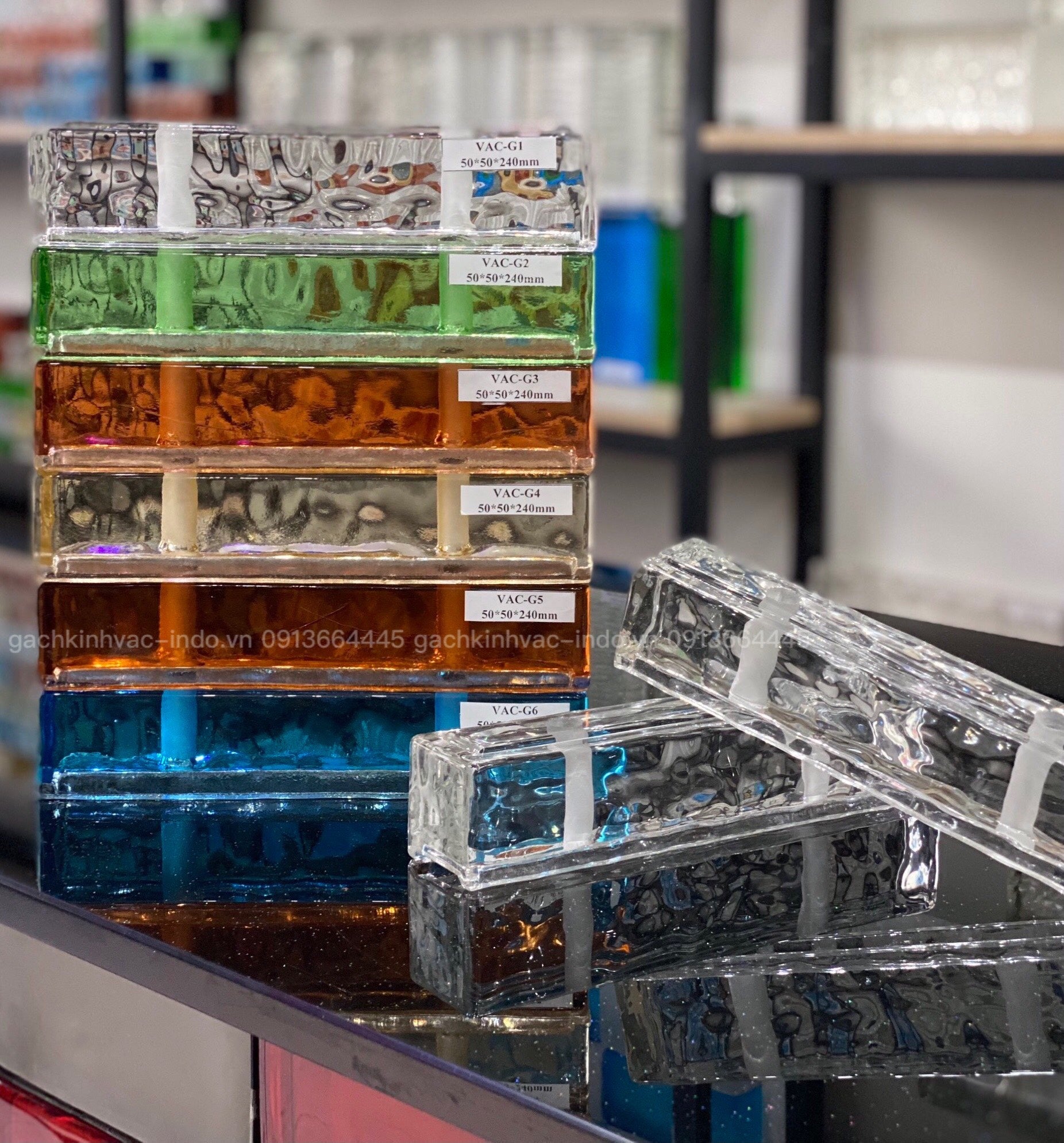 GẠCH KÍNH KHỐI ĐẶC LỖ G5 - Daisan Store