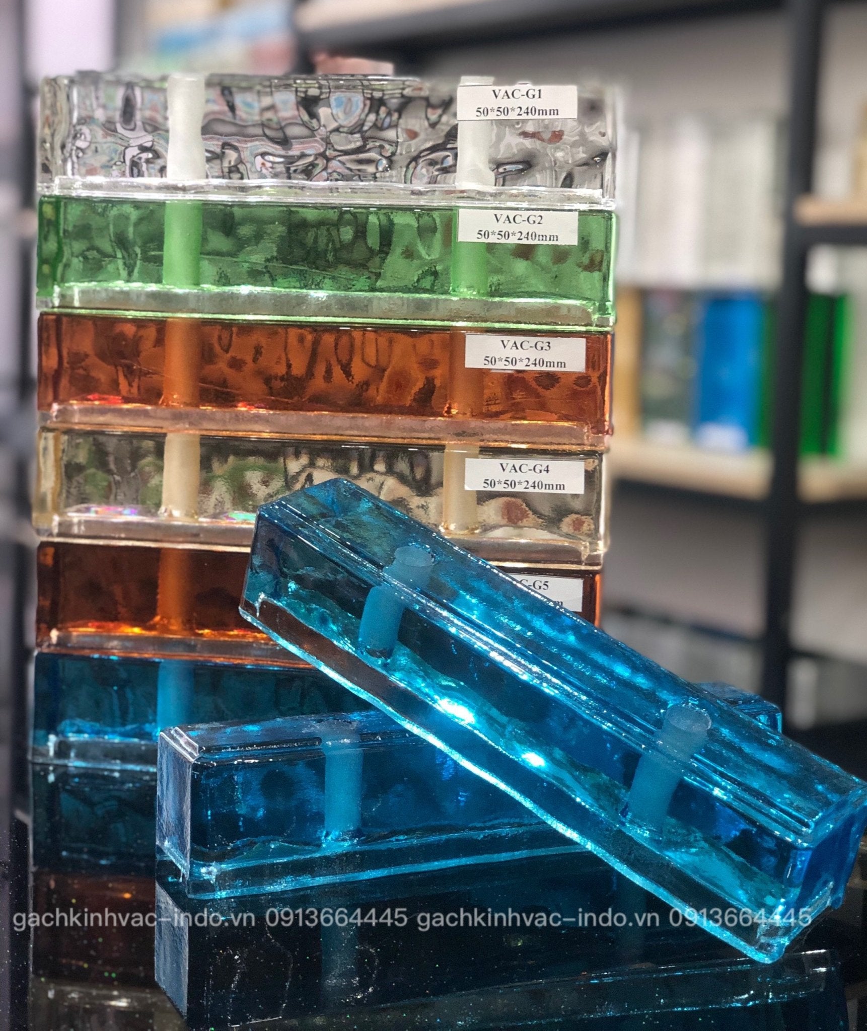 GẠCH KÍNH KHỐI ĐẶC LỖ G6 - Daisan Store