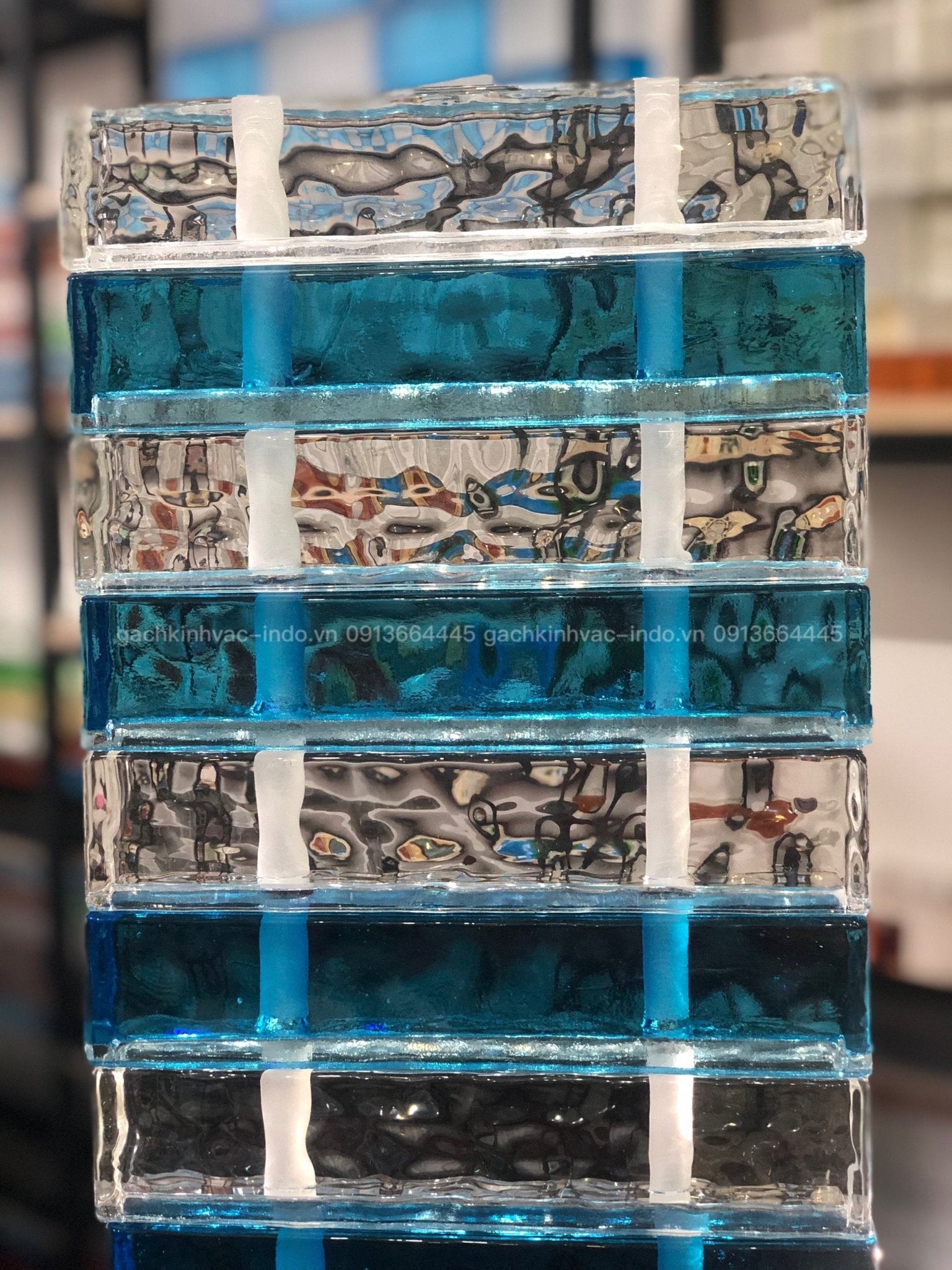 GẠCH KÍNH KHỐI ĐẶC LỖ G6 - Daisan Store