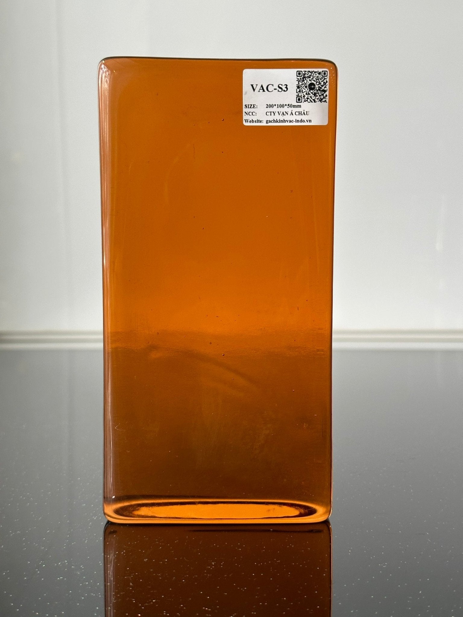 GẠCH KÍNH KHỐI ĐẶC S3 - Daisan Store