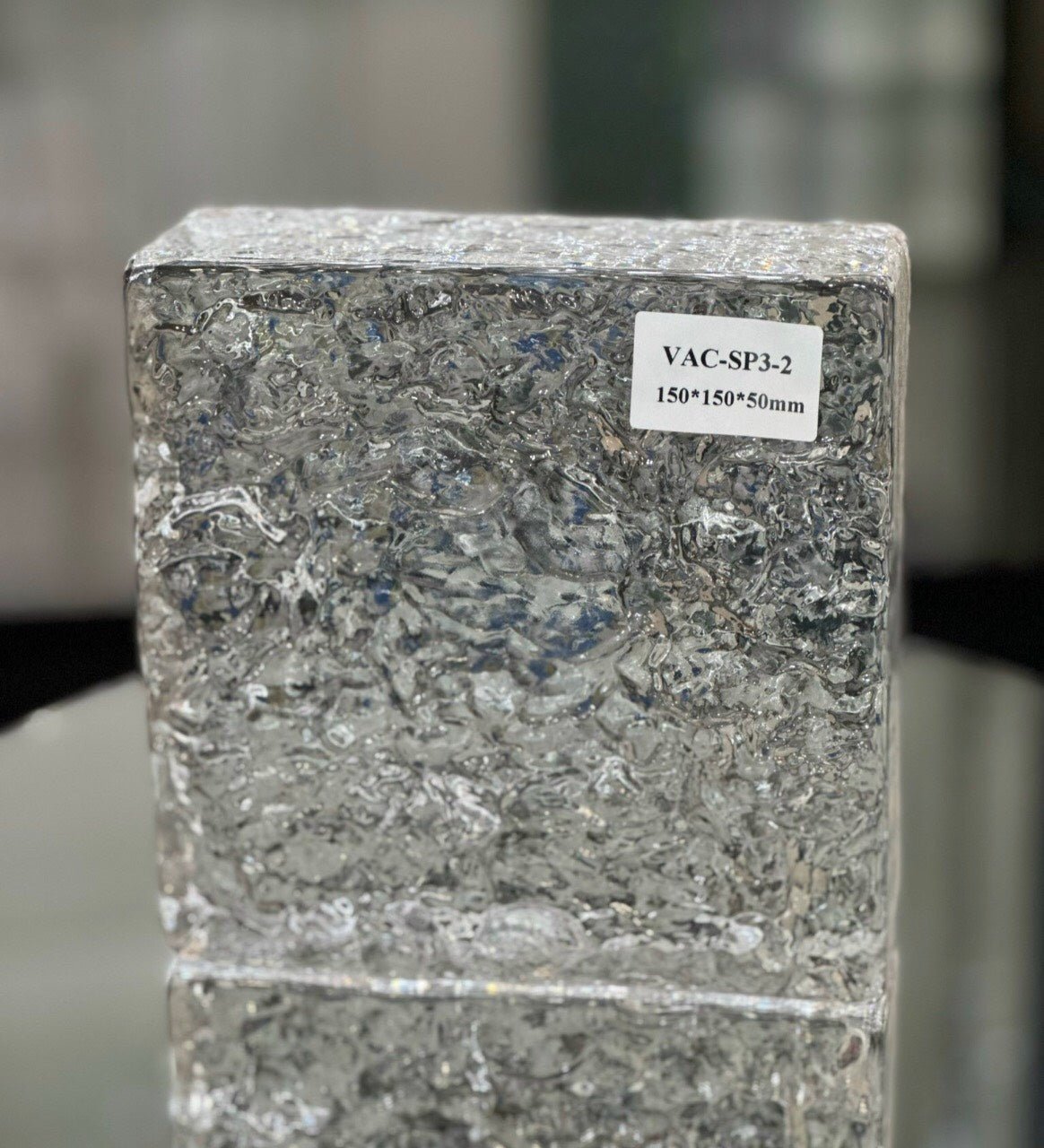 GẠCH KÍNH KHỐI ĐẶC SP3 - 2 - Daisan Store