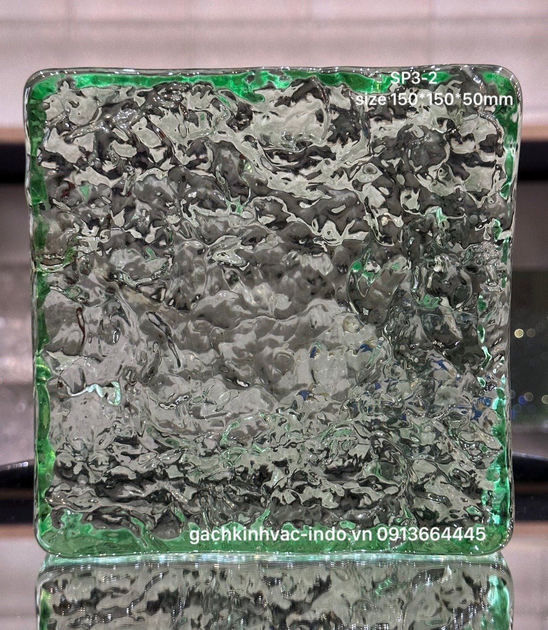 Gạch Kính Khối Đặc SP3 - 2 Xanh Lá - Daisan Store