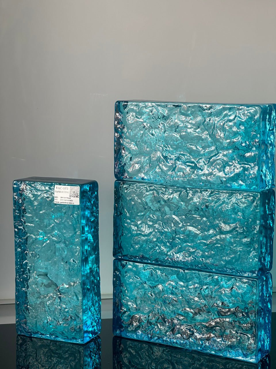 Gạch Kính Khối Đặc SP3 - Xanh Dương - Daisan Store