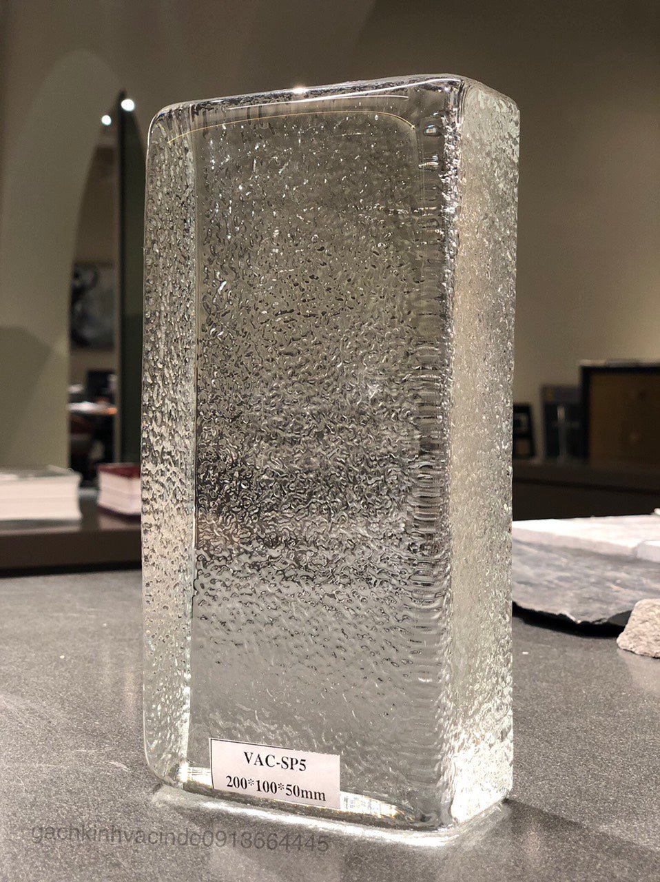 GẠCH KÍNH KHỐI ĐẶC SP5 - Daisan Store