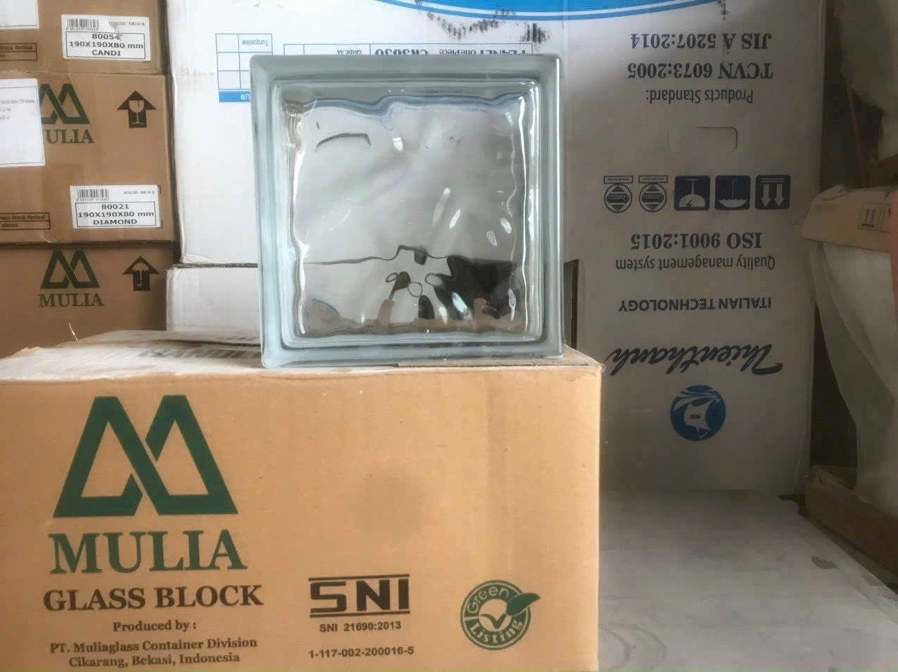 Gạch kính lấy sáng lượn sóng mã 80002 - Daisan Store