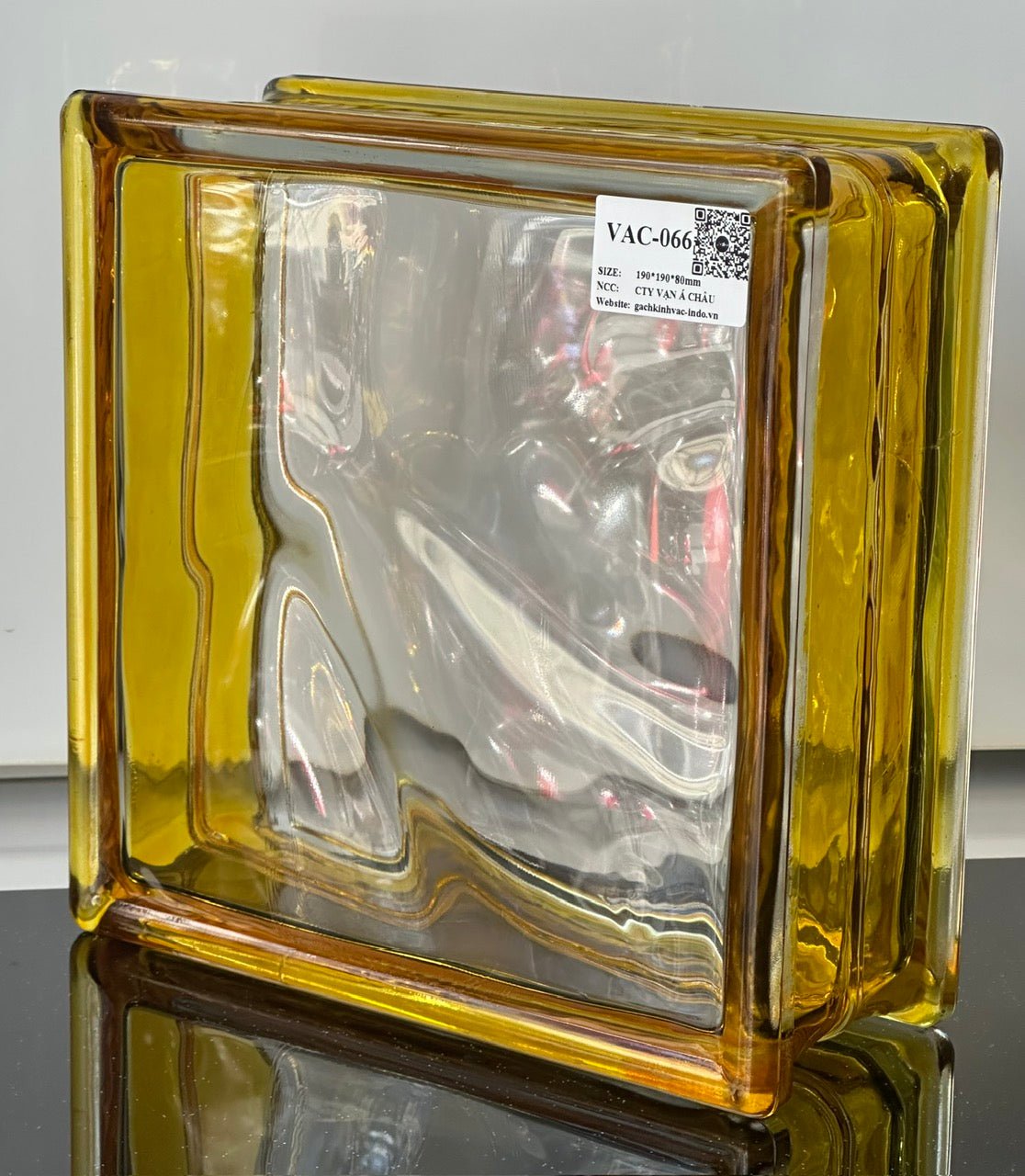 Gạch kính Vân Mây Vàng VAC - 066 - Daisan Store