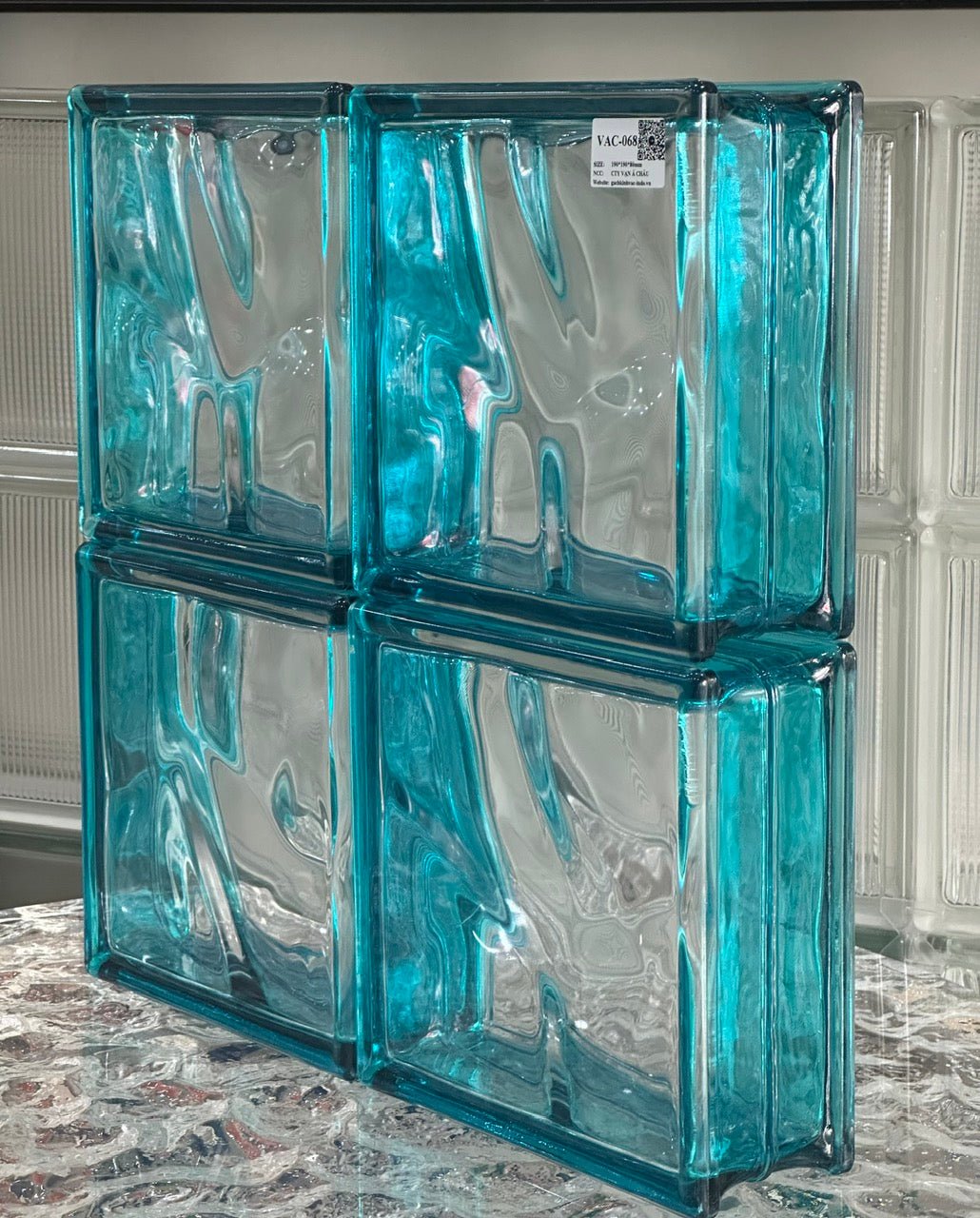 Gạch Kính Vân Mây Xanh Dương Nhạt VAC - 068 - Daisan Store