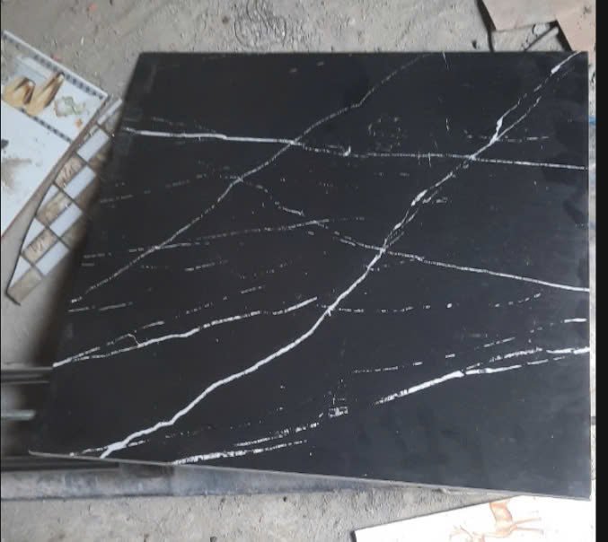 Gạch lát nền đen tia chớp mờ HPR 6067 KT 60x60cm - Daisan Store