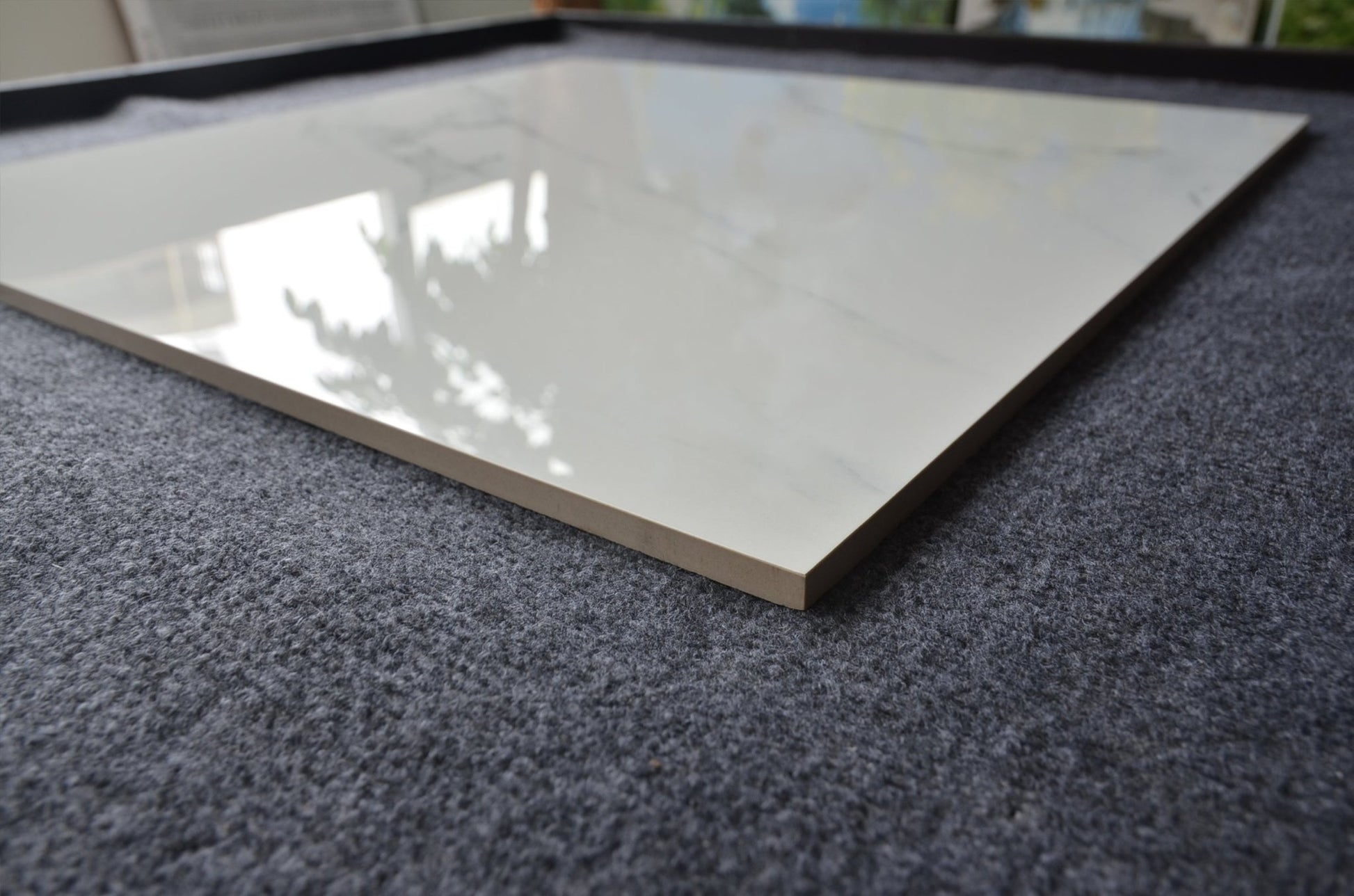 Gạch Lát Nền Trắng Cẩm Thạch Giá Xuất Xưởng Căn Hộ - Daisan Store