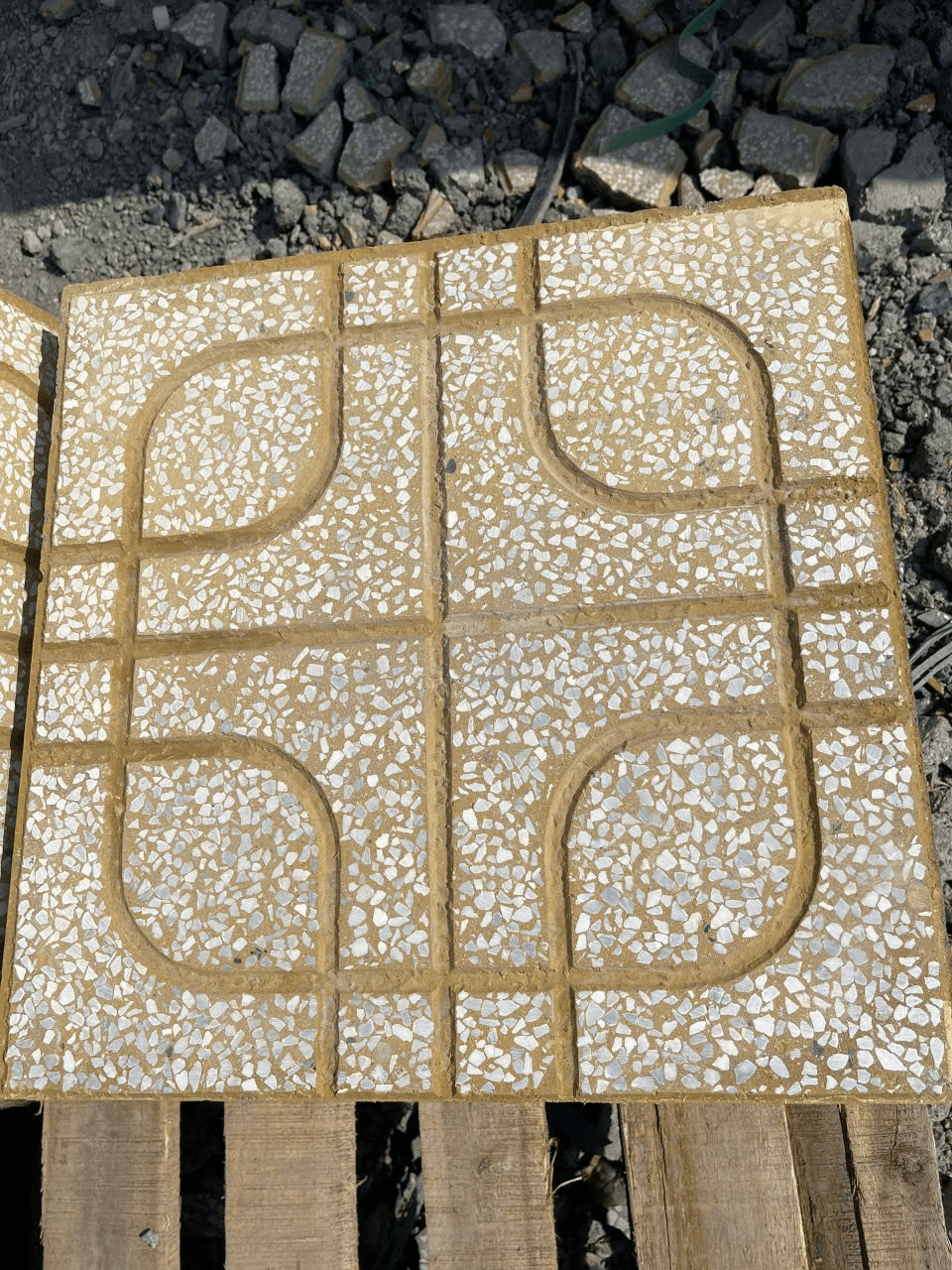 Gạch lát vỉa hè XV - 8 - Daisan Store