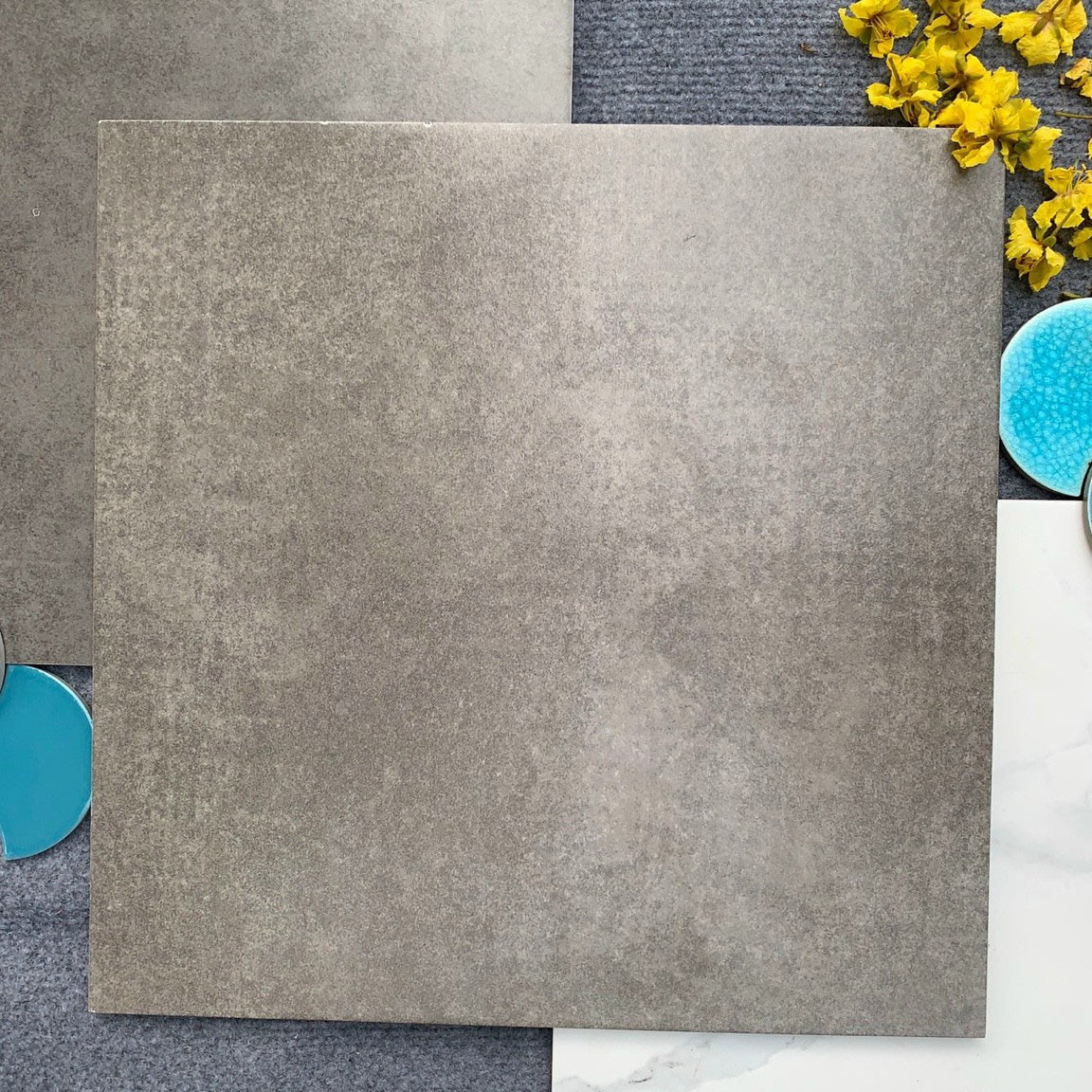 Gạch Men Matt Màu Ghi 400x400 - Daisan Store