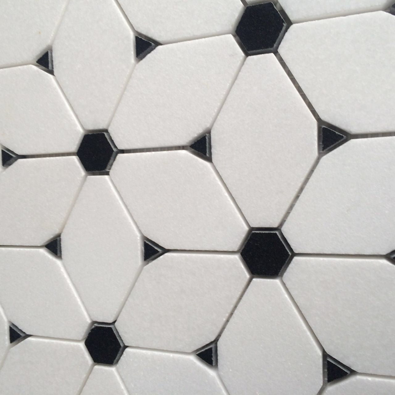 Gạch Mosaic Hiện Đại Thassos Trắng Đen Trang Trí - Daisan Store