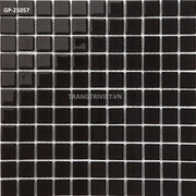 Gạch Mosaic Thủy Tinh Chip 25x25mm Màu Đen GP-25057