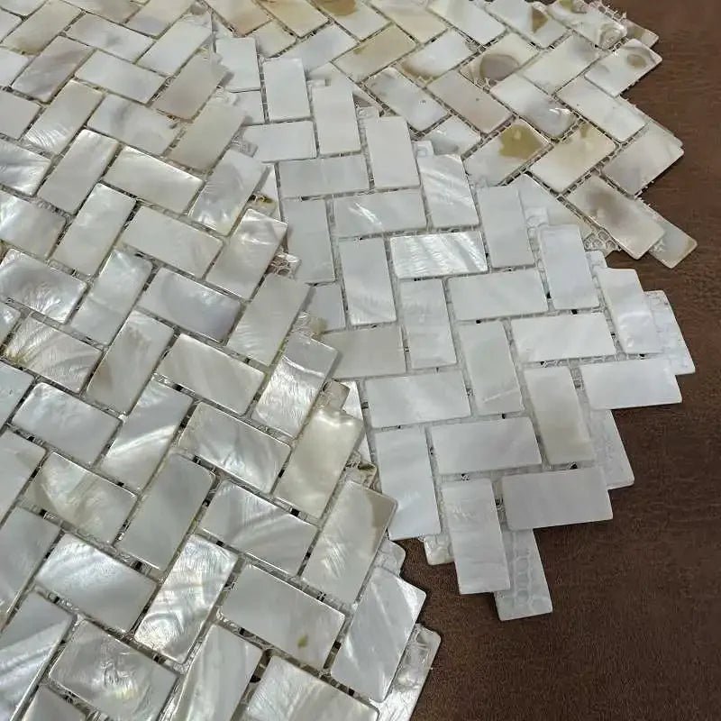 Gach Mosaic Vo So Trang Nhien Hinh Vay Ca Op Tuong Phong - Daisan Store