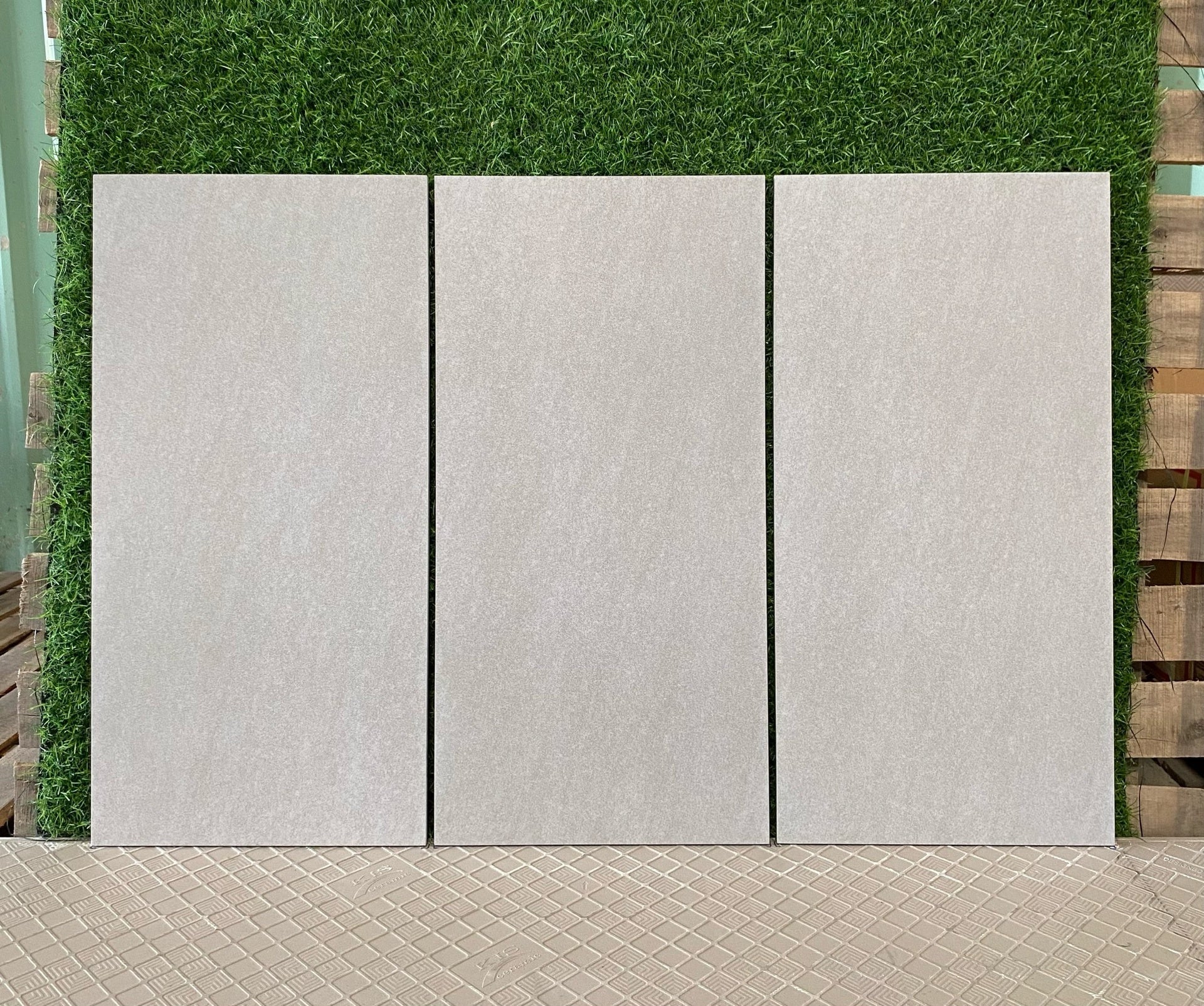 Gạch ốp kem xám mờ LN36014 KT 30x60cm - Daisan Store