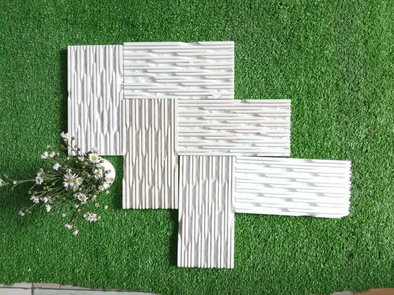 Gạch răng lược trắng sữa 10x20 - Daisan Store