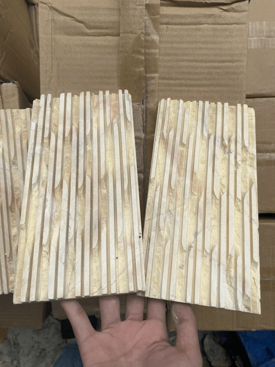 Gạch răng lược vàng 10x20 - Daisan Store