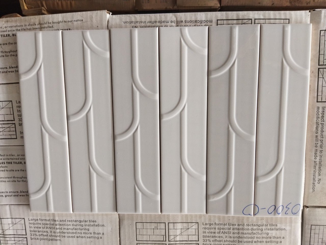 Gạch thẻ 75x300mm họa tiết trắng bóng 0303 - 0 - Daisan Store