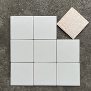 Gạch thẻ KT 100x100mm trắng bóng phẳng M1100 - Daisan Store