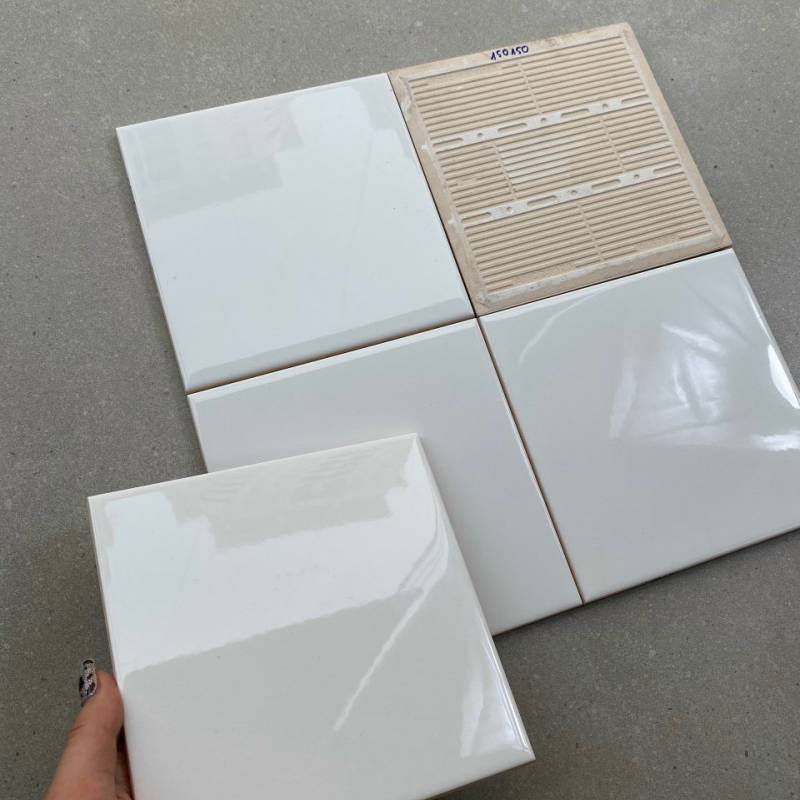 Gạch thẻ KT 150x150mm trắng bóng phẳng STA150150 - Daisan Store