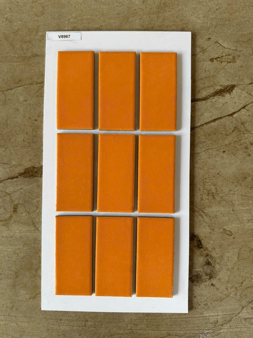 Gạch thẻ vàng cam - Daisan Store
