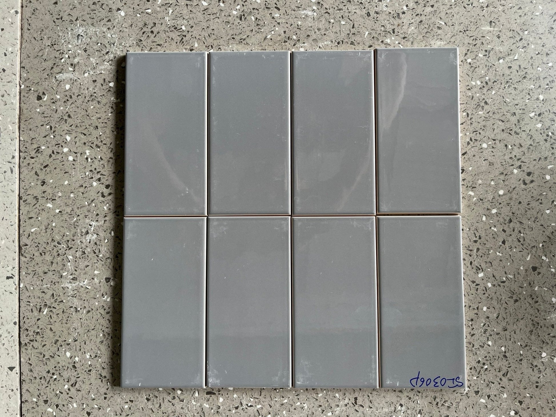 Gạch thẻ Việt Nam KT 75x150mm xám bóng phẳng loại 1 mã SI0306P - Daisan Store