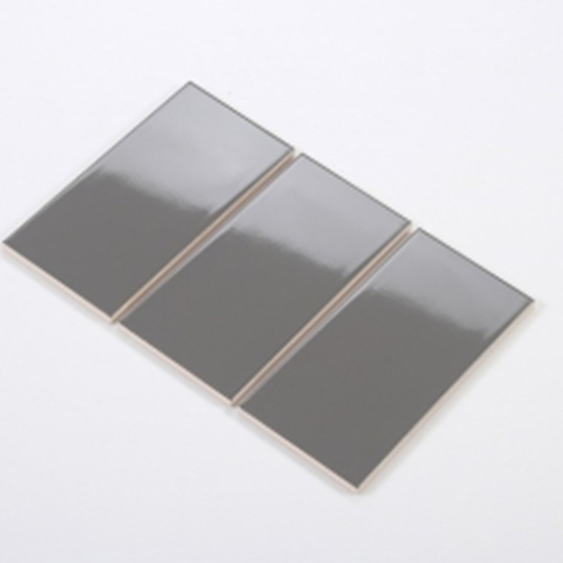 Gạch thẻ Việt Nam KT 75x150mm xám bóng phẳng loại 1 mã SI0306P - Daisan Store