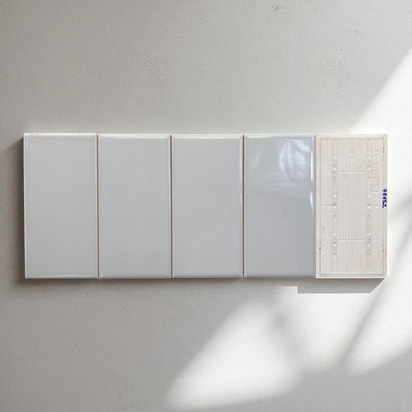 Gạch thẻ Việt Nam KT 75x150mm xám lạnh bóng phẳng loại 1 mã STA75152 - Daisan Store