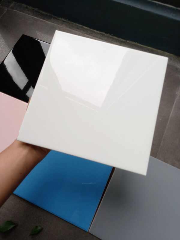 Gạch thẻ WB20002 - Daisan Store