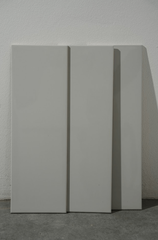 Gạch thẻ xám lạnh bóng phẳng KT 150x450x16mm GR0618P - Daisan Store