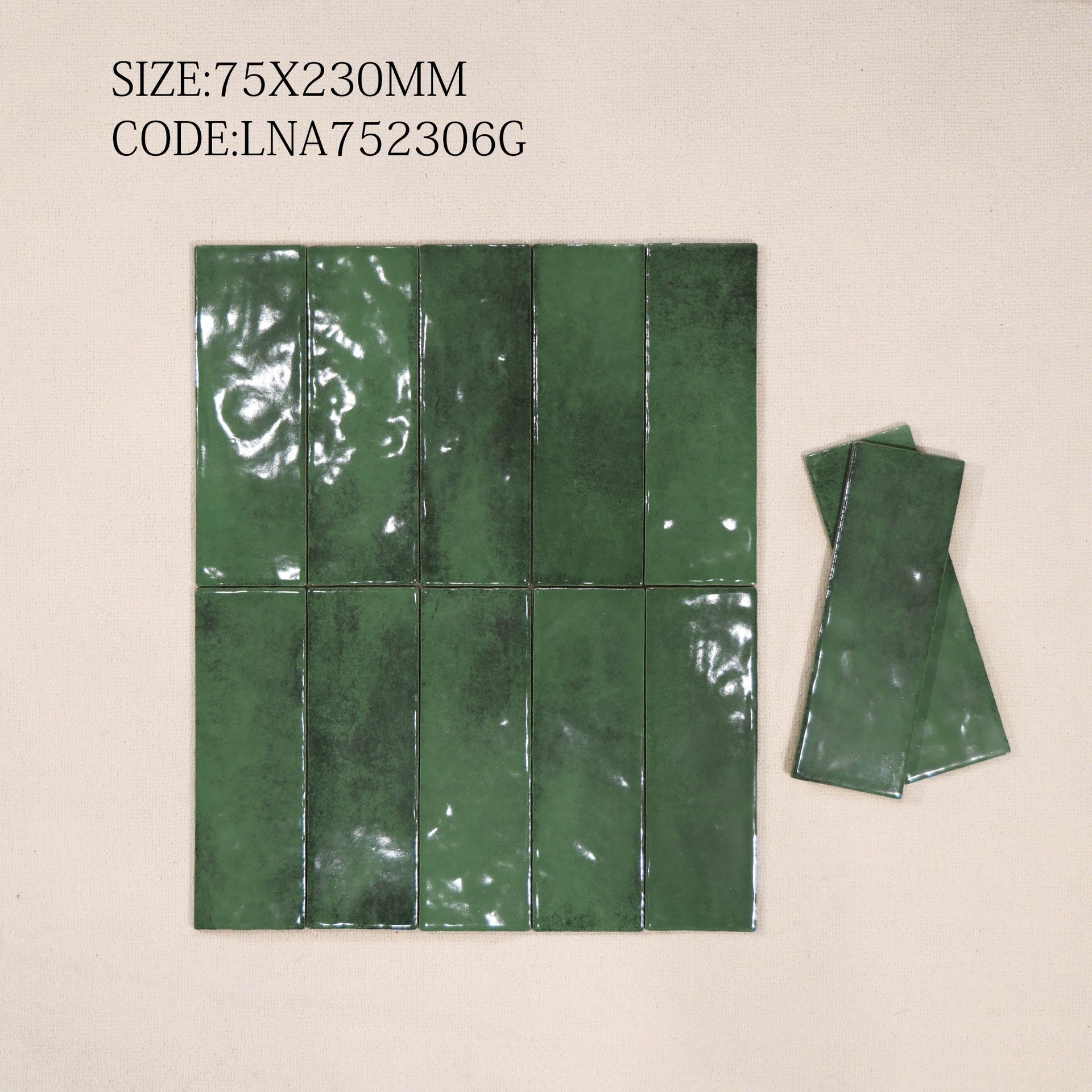 Gạch thẻ xanh lá men bóng KT 75x230mm 752306G - Daisan Store