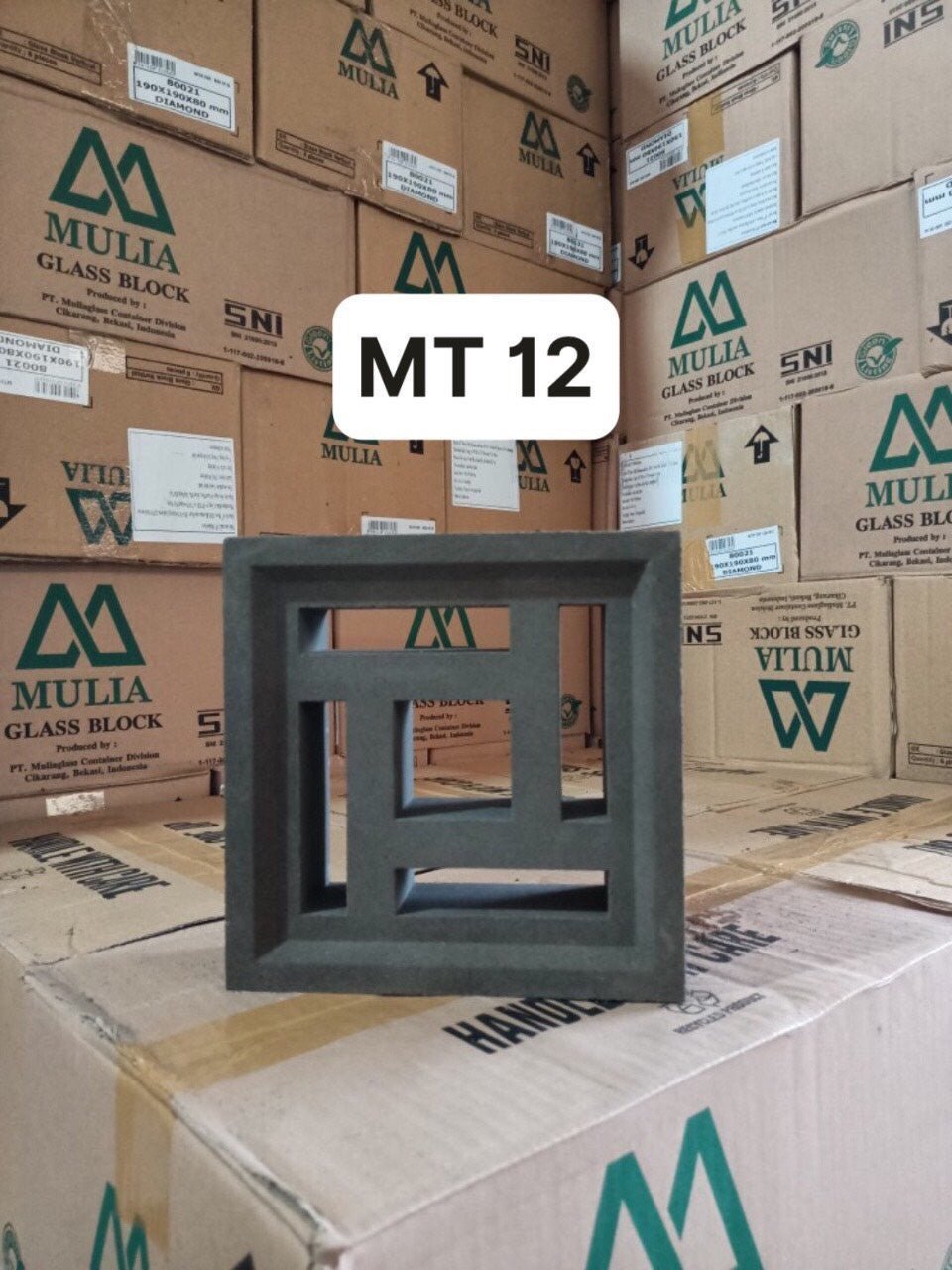 Gạch thông gió màu xám 190x190x65mm - Daisan Store