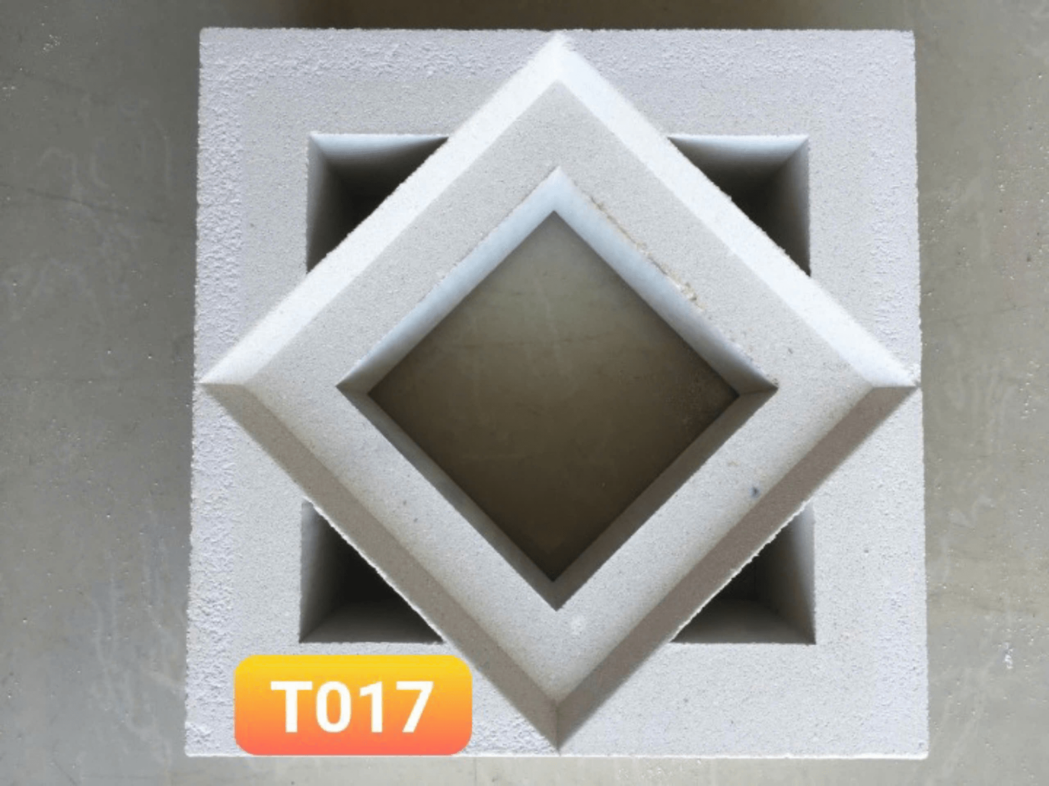 Gạch thông gió xi măng T017 - Daisan Store