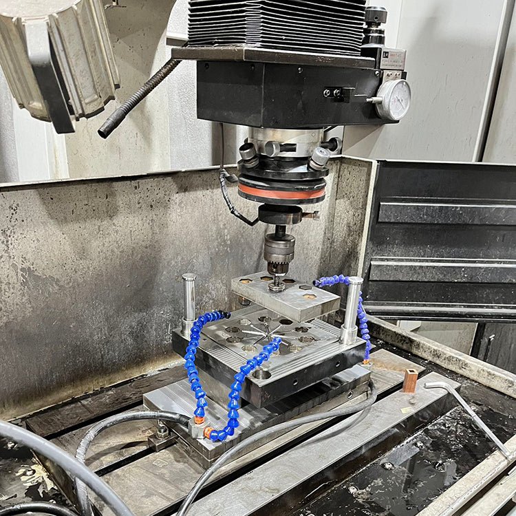 Hệ thống chêm cân bằng gạch nhựa chuyên nghiệp thiết kế hiện đại - Daisan Store