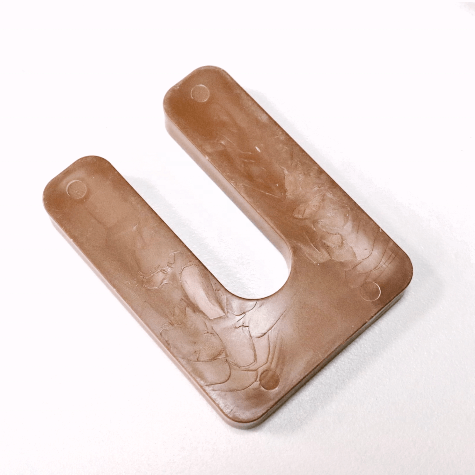 Miếng đệm nhựa hình móng ngựa cửa sổ - Daisan Store