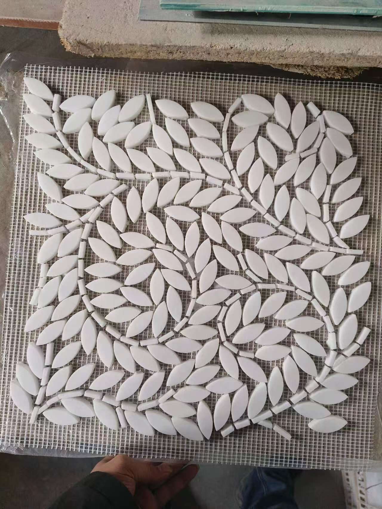 Mosaic Đá Cẩm Thạch Thassos Lá Bóng 4mm 12x12 - Daisan Store