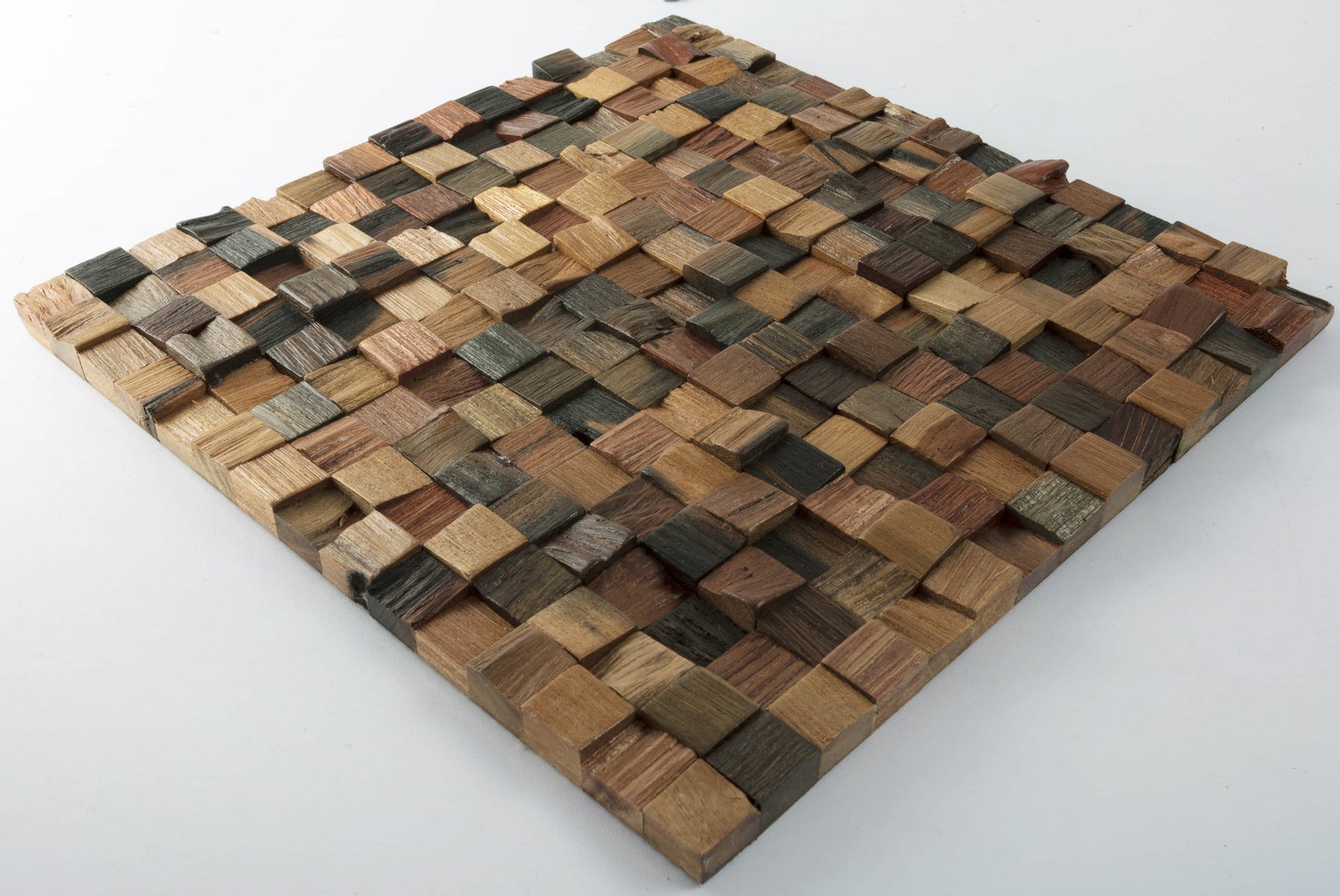 Nhà sản xuất OEM&ODM gạch lát tường mảng ghép gỗ hình vuông màu nâu phòng tắm - Daisan Store