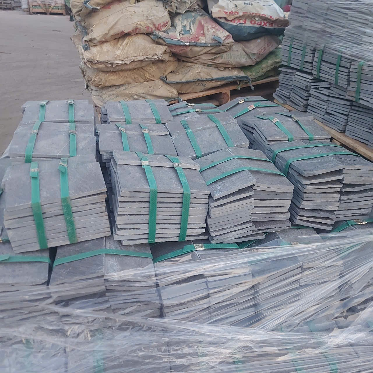 Đá tẩy xanh 10x20
