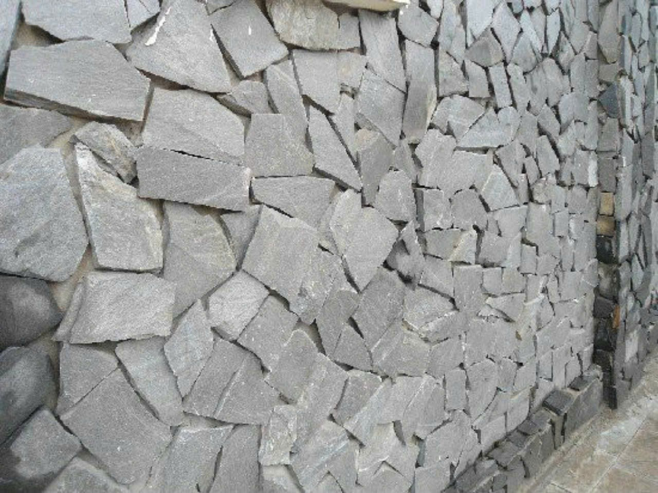 Đá chẻ bao xanh