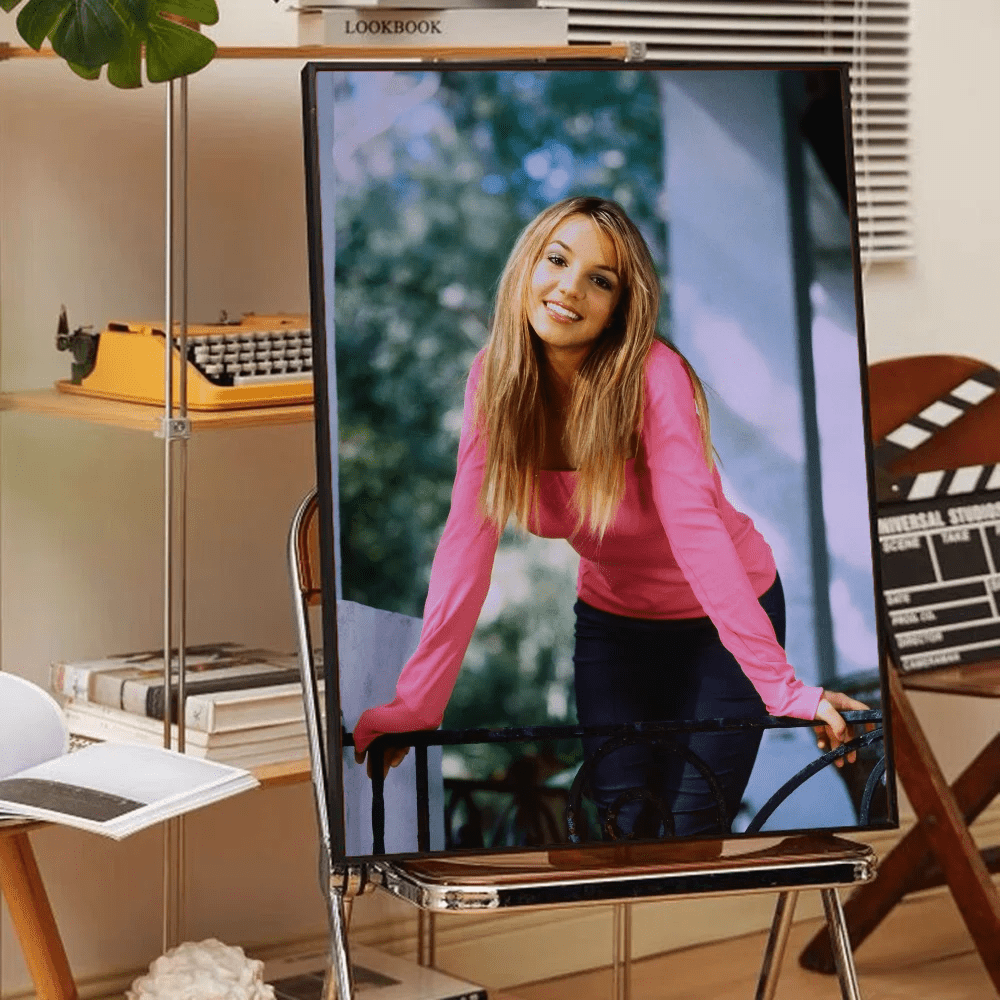 Poster Britney Spears Waterproof Dan Tuong Trang Tri Phong - Daisan Store