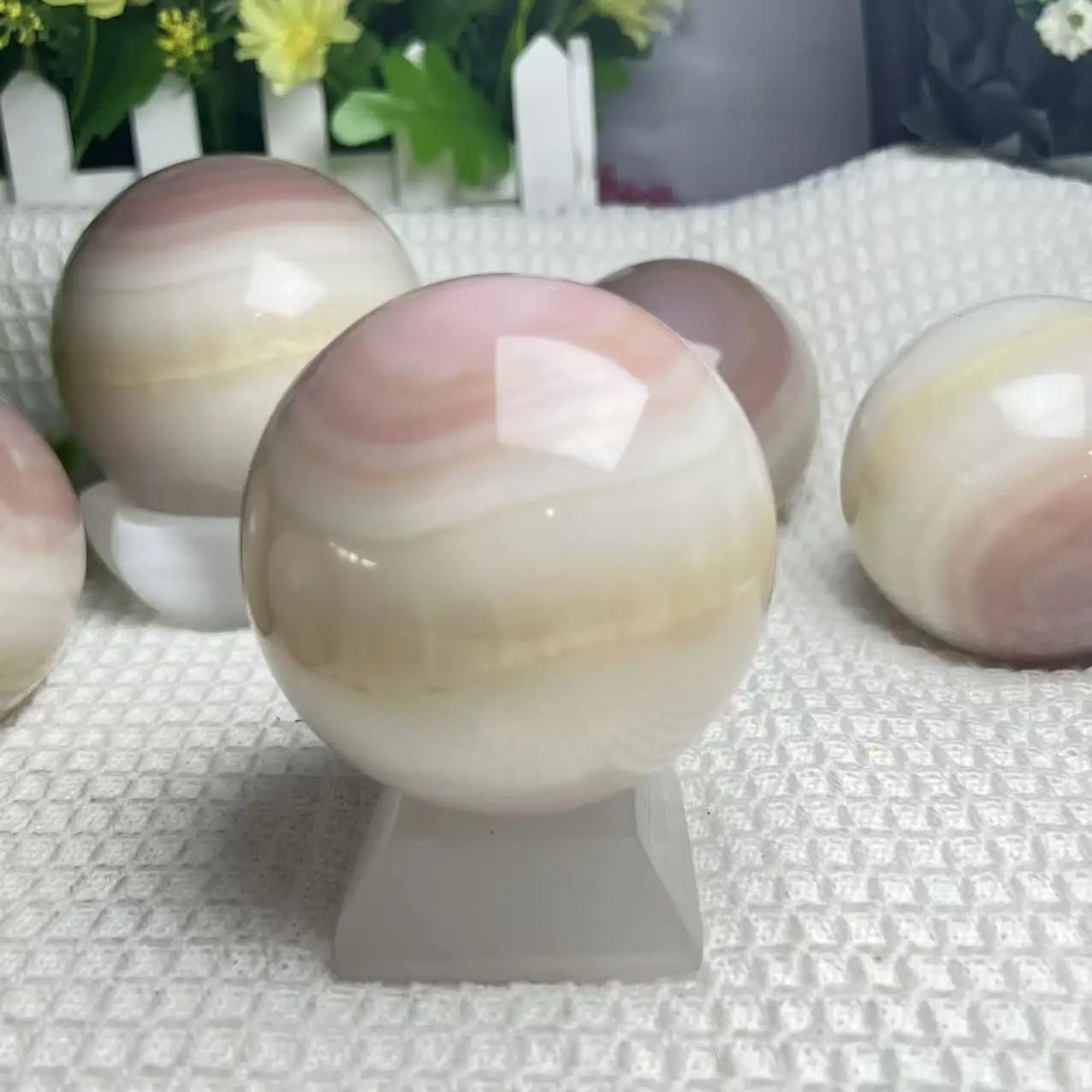 Quả Cầu Onyx Hồng Ngọc Agate Tròn Trang Trí Phong Thủy - Daisan Store