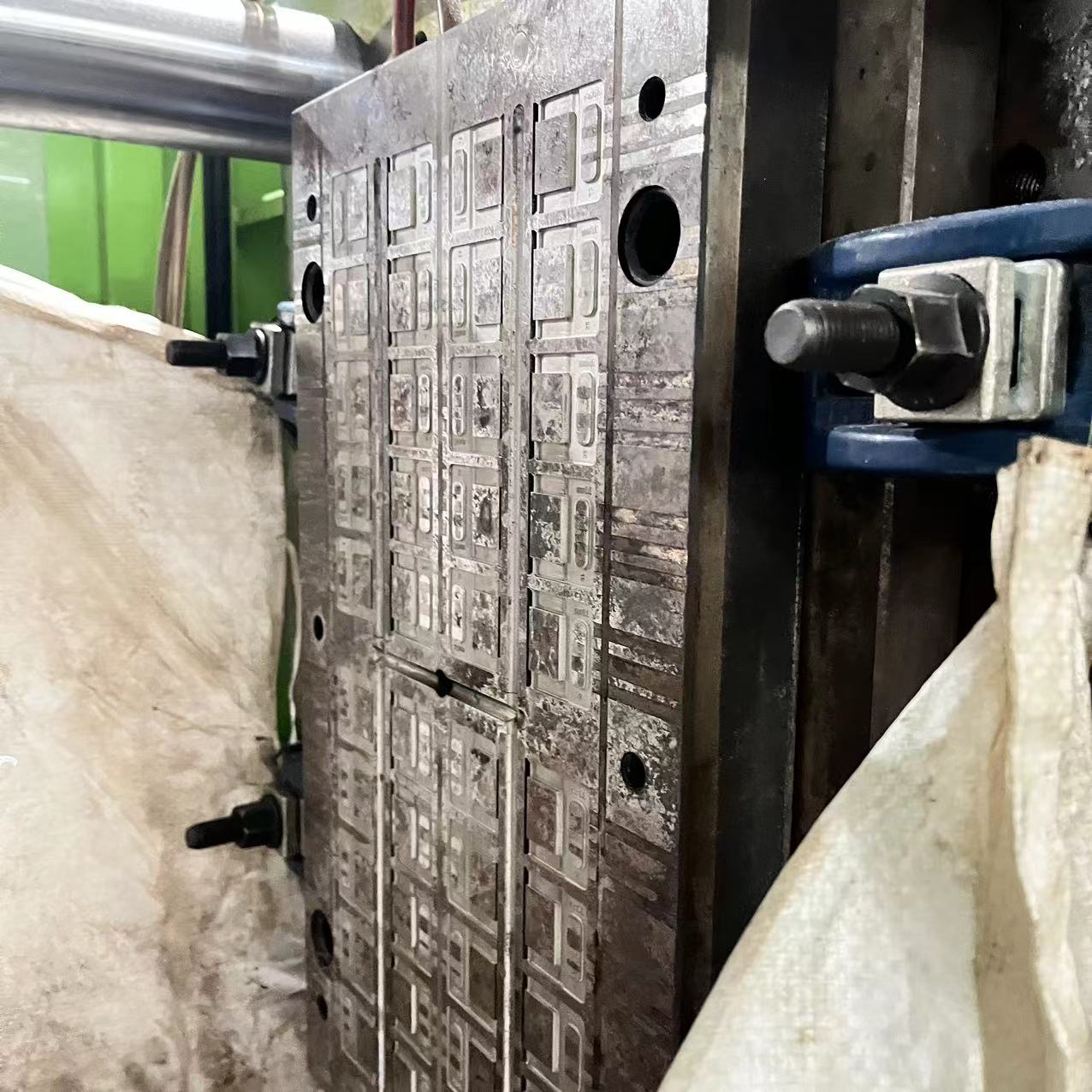 Sản xuất khuôn nhựa ABS/PA/PP/PC đúc phun OEM ODM chuyên nghiệp - Daisan Store