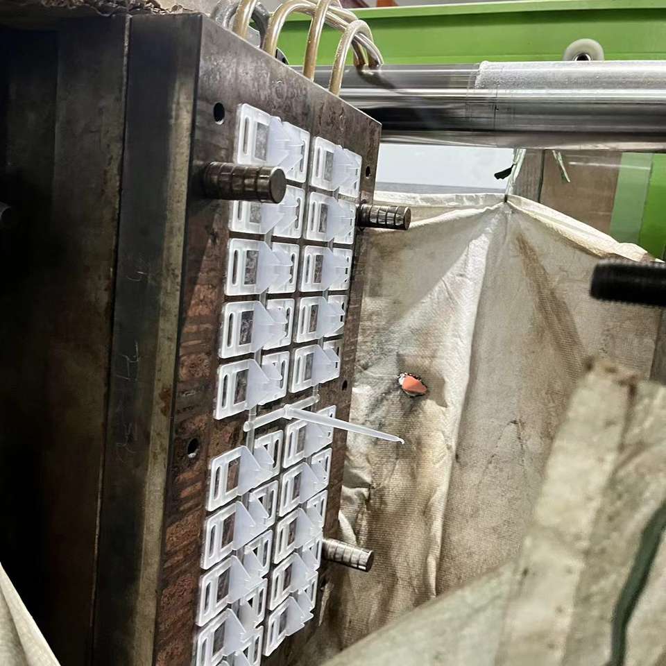 Sản xuất khuôn nhựa ABS/PA/PP/PC đúc phun OEM ODM chuyên nghiệp - Daisan Store