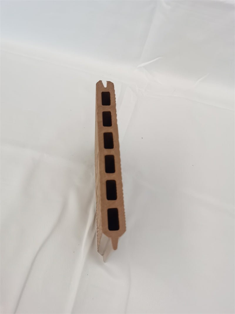 Tấm chắn hàng rào WPC phủ PVC bán buôn - Daisan Store